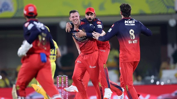 Josh Hazlewood, Virat Kohli , Rajat Patidar & Co. Pic Credits: X