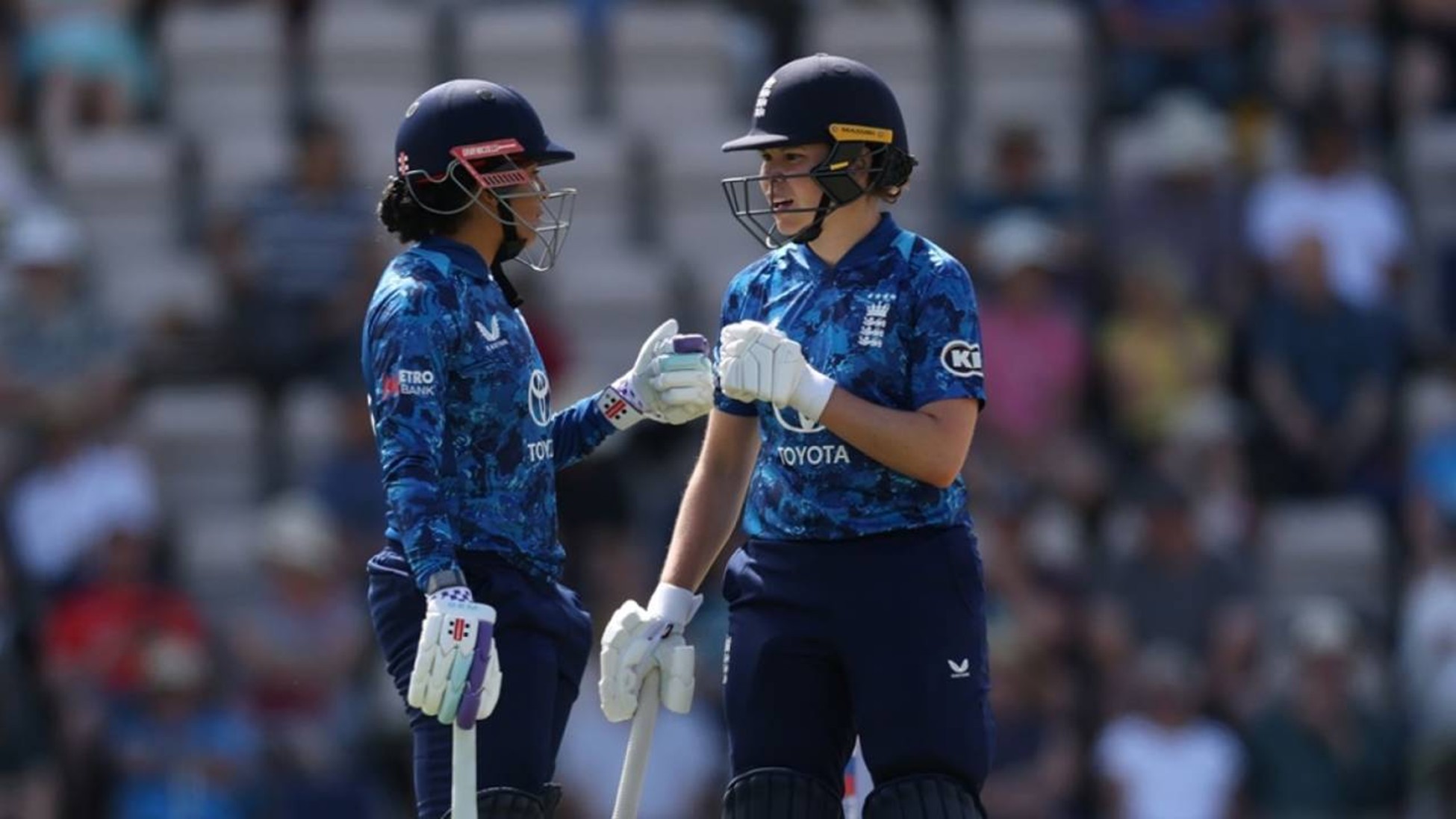 England's Sophia Dunkley & Alice Davidson Richards. Pic Credits: Getty Images