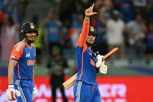 India's Shubman Gill & Abhishek Sharma. Pic Credits: Getty Images