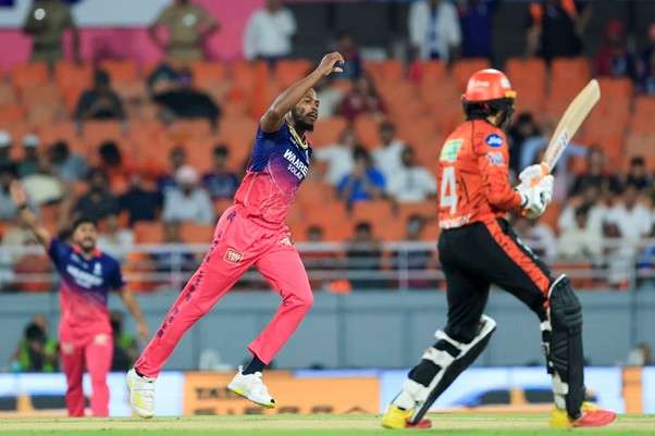 Jofra Archer and Abhishek Sharma. Pic Credits: BCCI