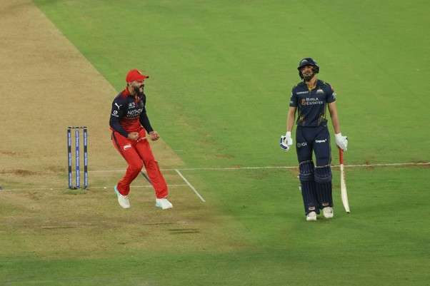 GT's Shubman Gill & RCB's Virat Kohli. Pic Credits: BCCI