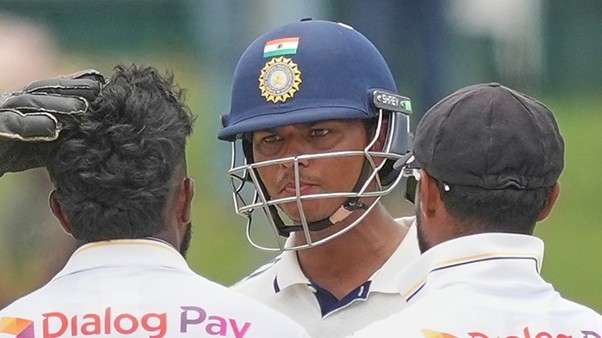 Asitha Fernando and Yashasvi Jaiswal. Pic Credits: AP